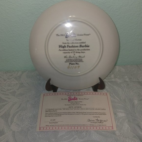 **Vintage BARBIE!!** High Fashion Barbie Porcelain Plate Collection of 8 Plates - Picture 11 of 15